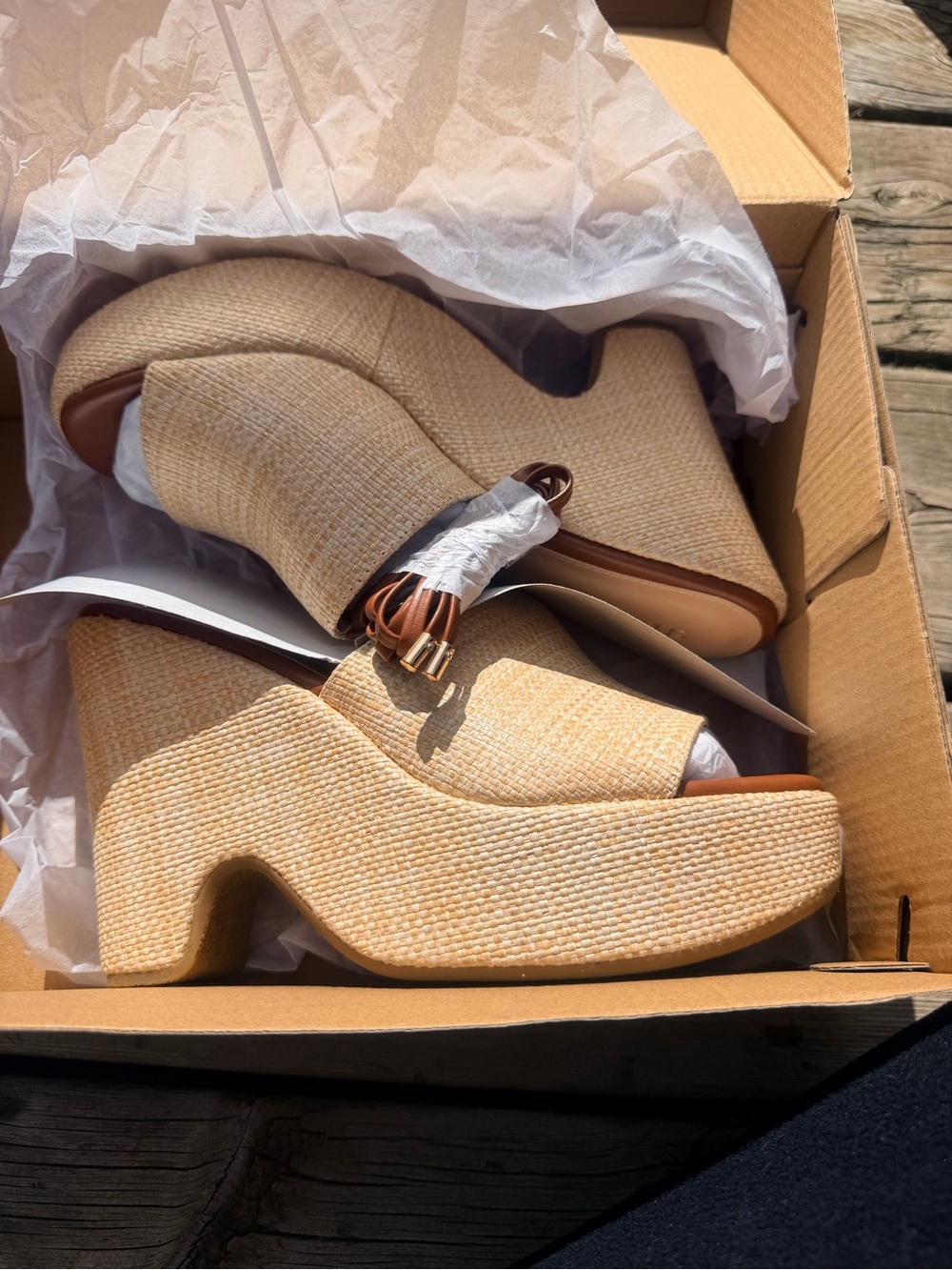 Shoe Dazzle Beige Woven Platform Mules
